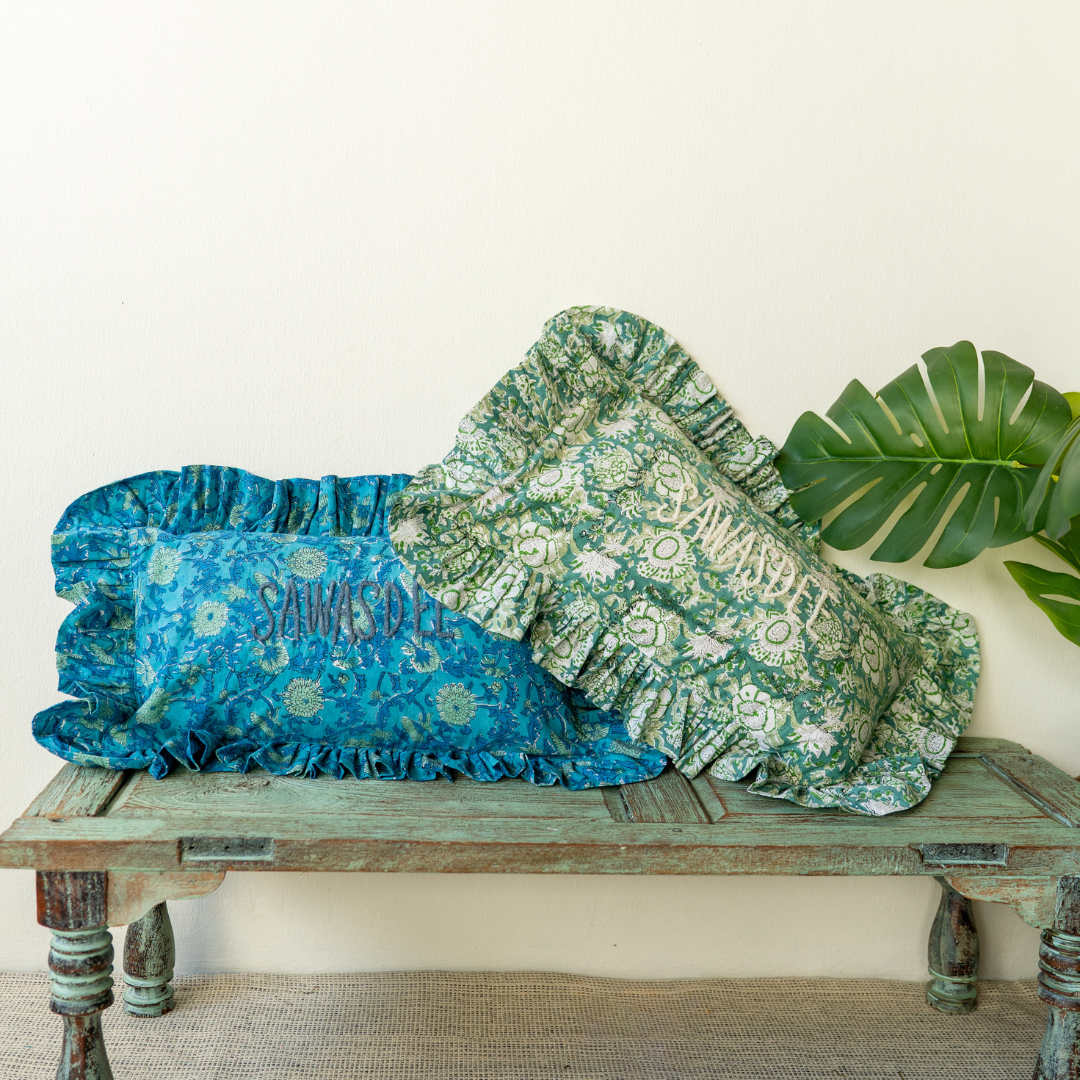 Sawasdee frills cushion (cover)