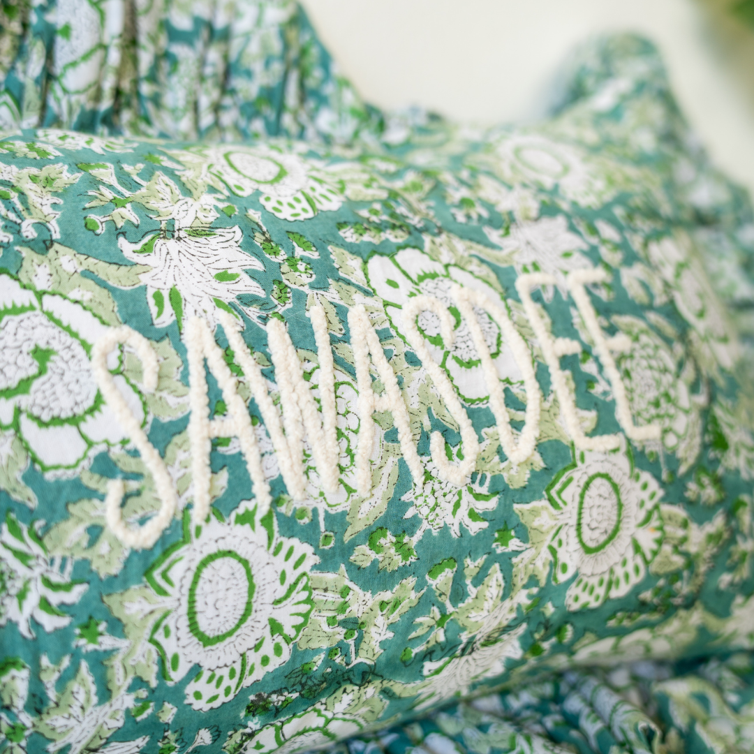 Sawasdee frills cushion (cover)